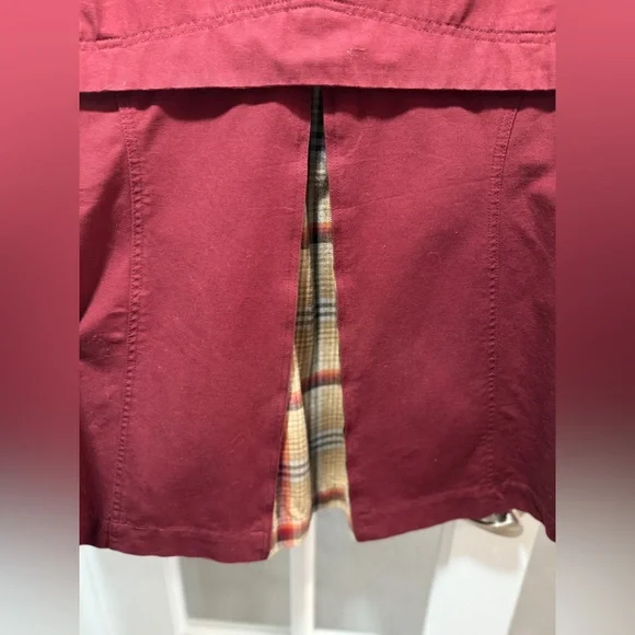 Pendleton Womens Crimson Canvas Coat - Picture 12 of 13